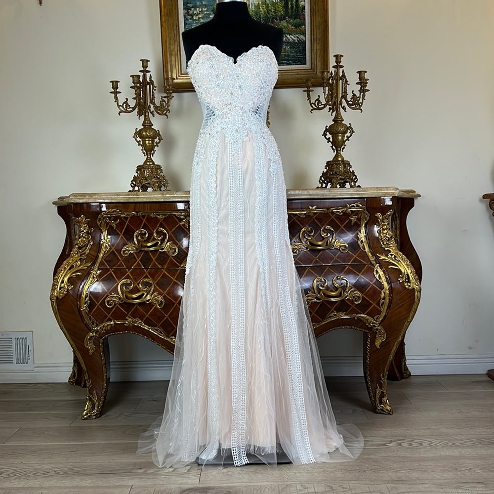 Illusion Lace embroidery beaded bodice evening prom dress